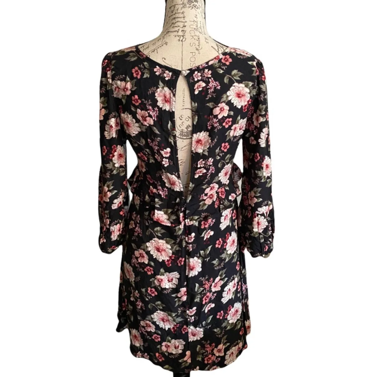 American Eagle Outfitters 3/4 Sleeve Floral Dress Size Small