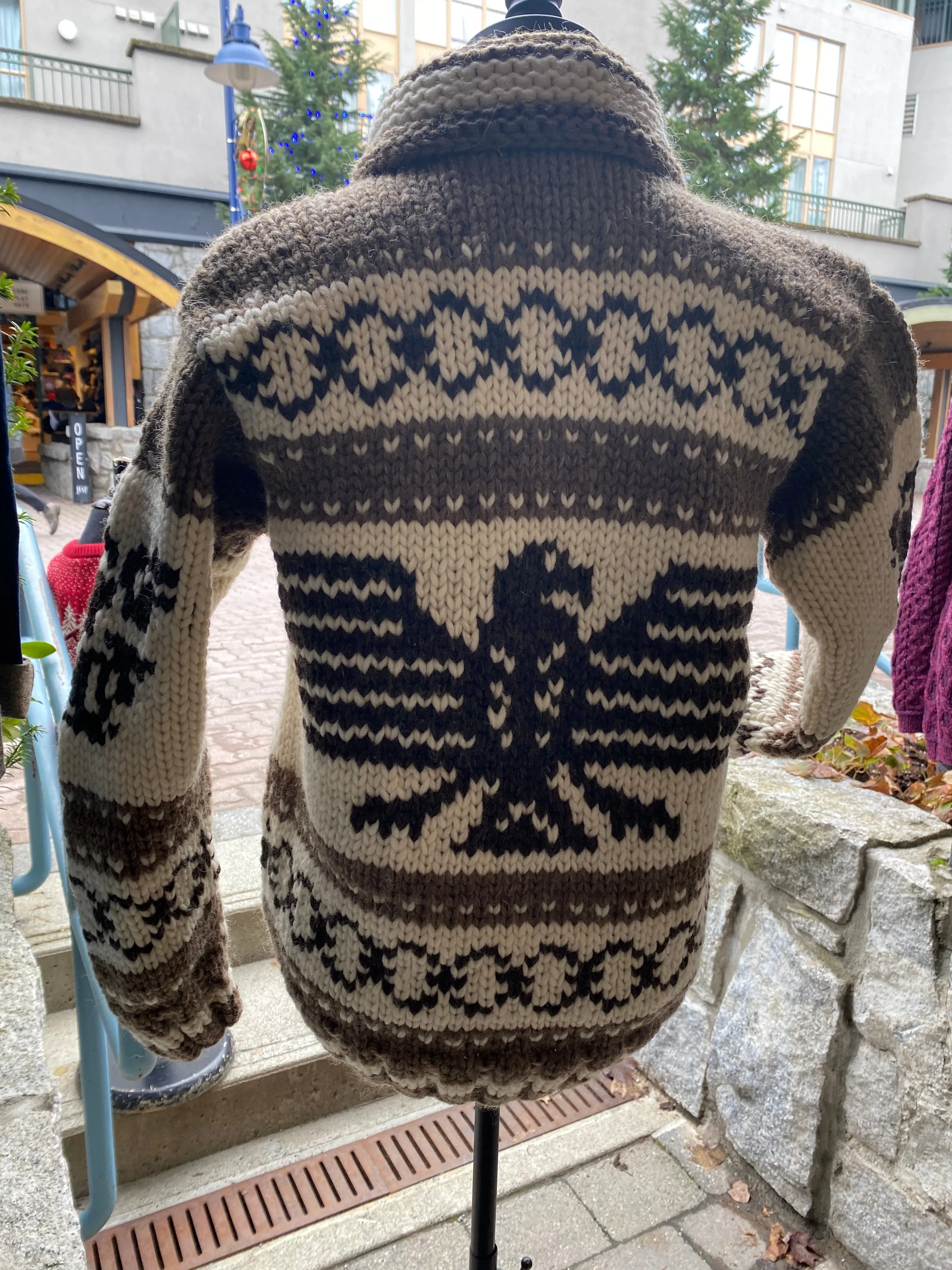 Canadian Sweater - Eagle