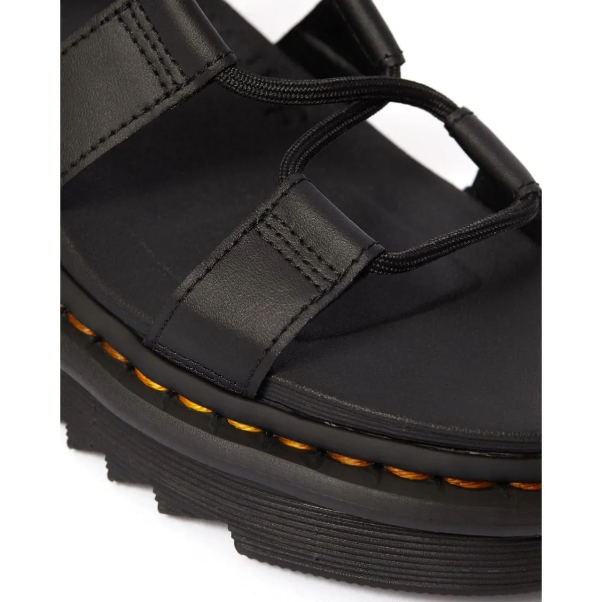 Dr. Martens Nartilla Black Hydro   