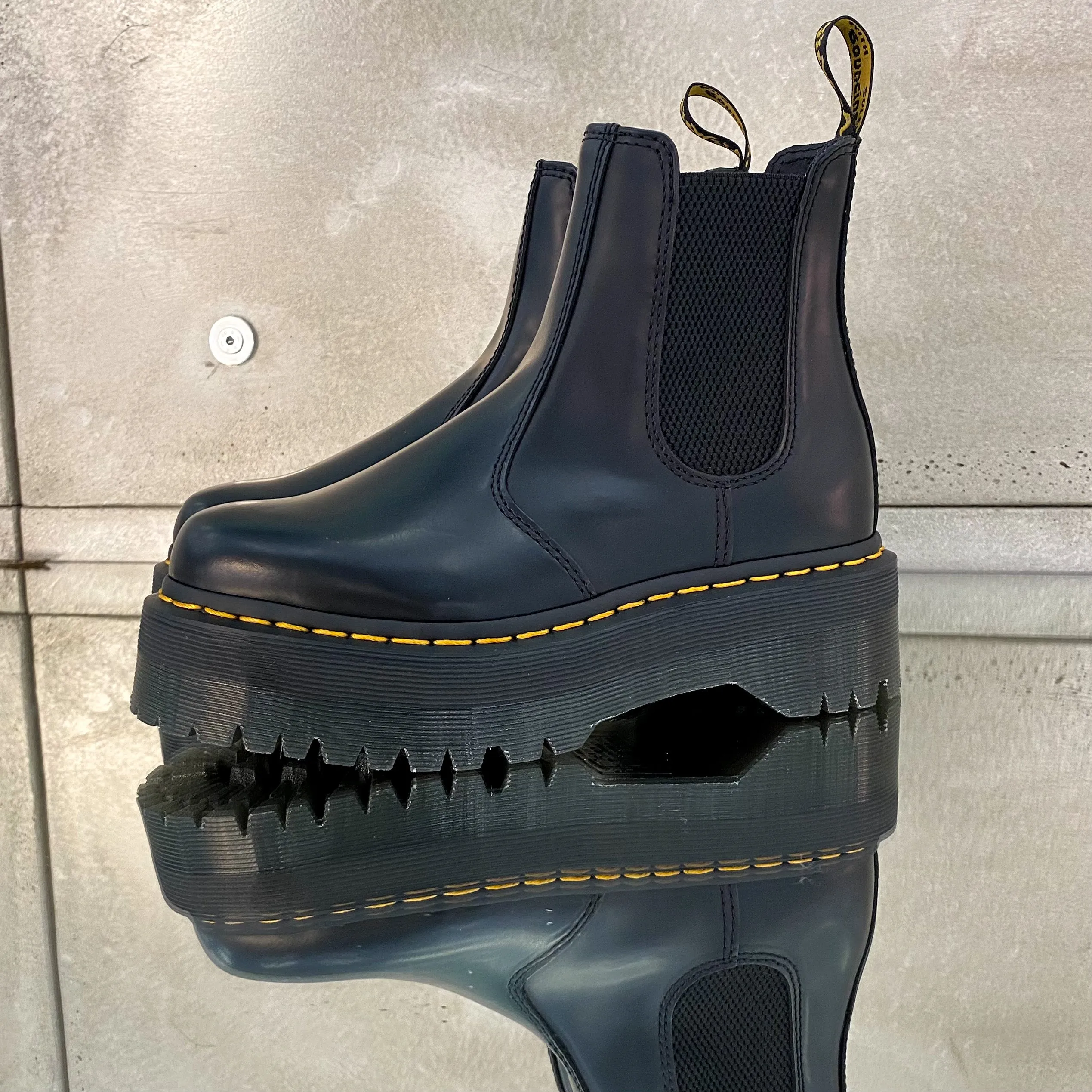 Dr.Martens 2976 Quad