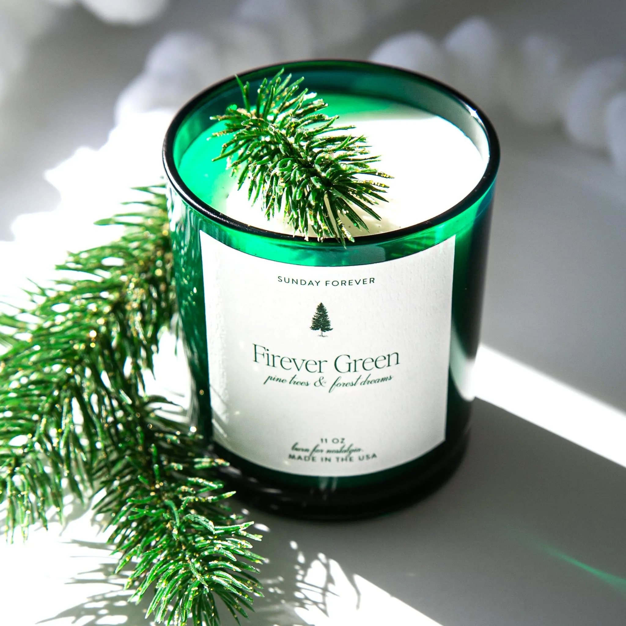 Firever Green Luxury Candle with Notes of Pine & Woods