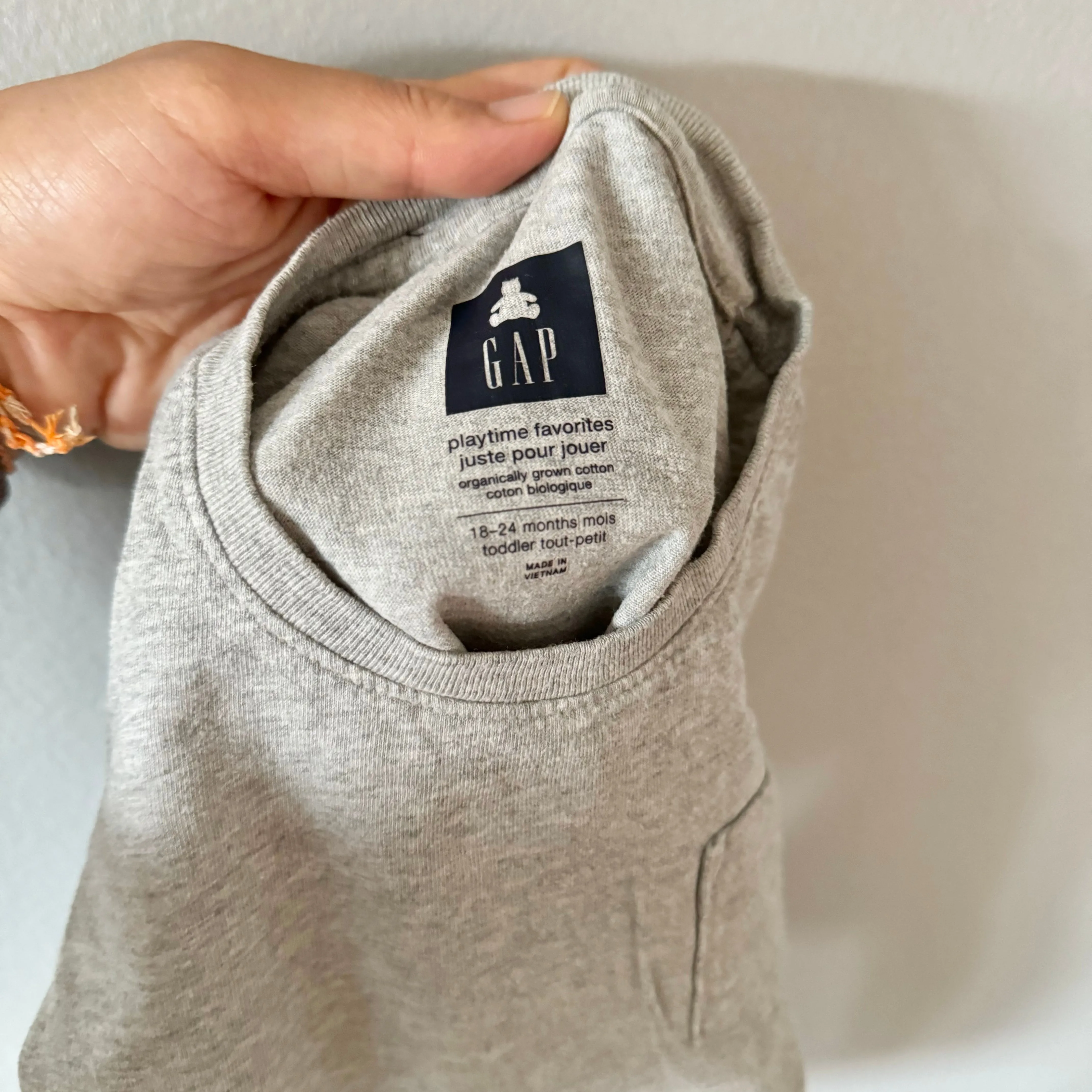 Gap / Light grey T-shirt / 18-24M